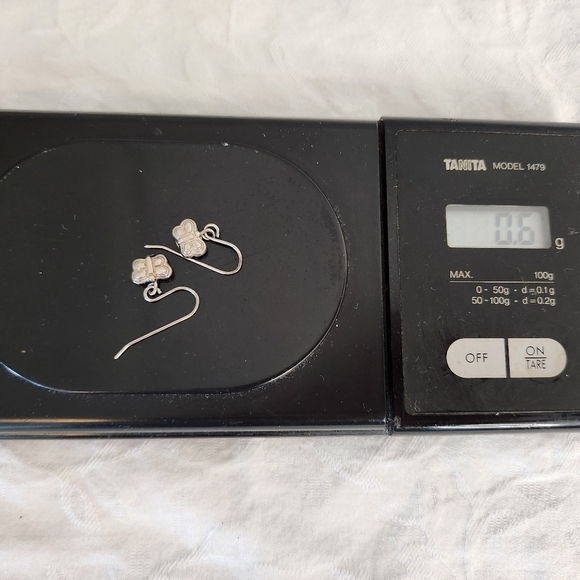 Vintage 3D Silver Butterfly Earrings - Picture 4 of 5